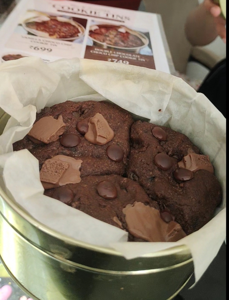 Double Chocolate Cookie Tin
